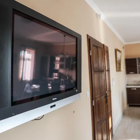 Apartment Vaddiszno Apartman Jakuzzis Vendeghaz Many