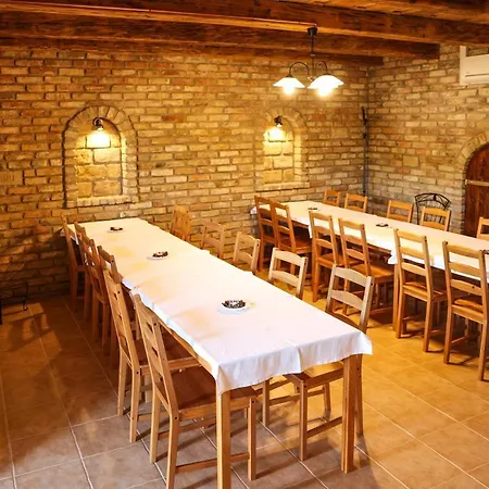 Vaddiszno Apartman Jakuzzis Vendeghaz *